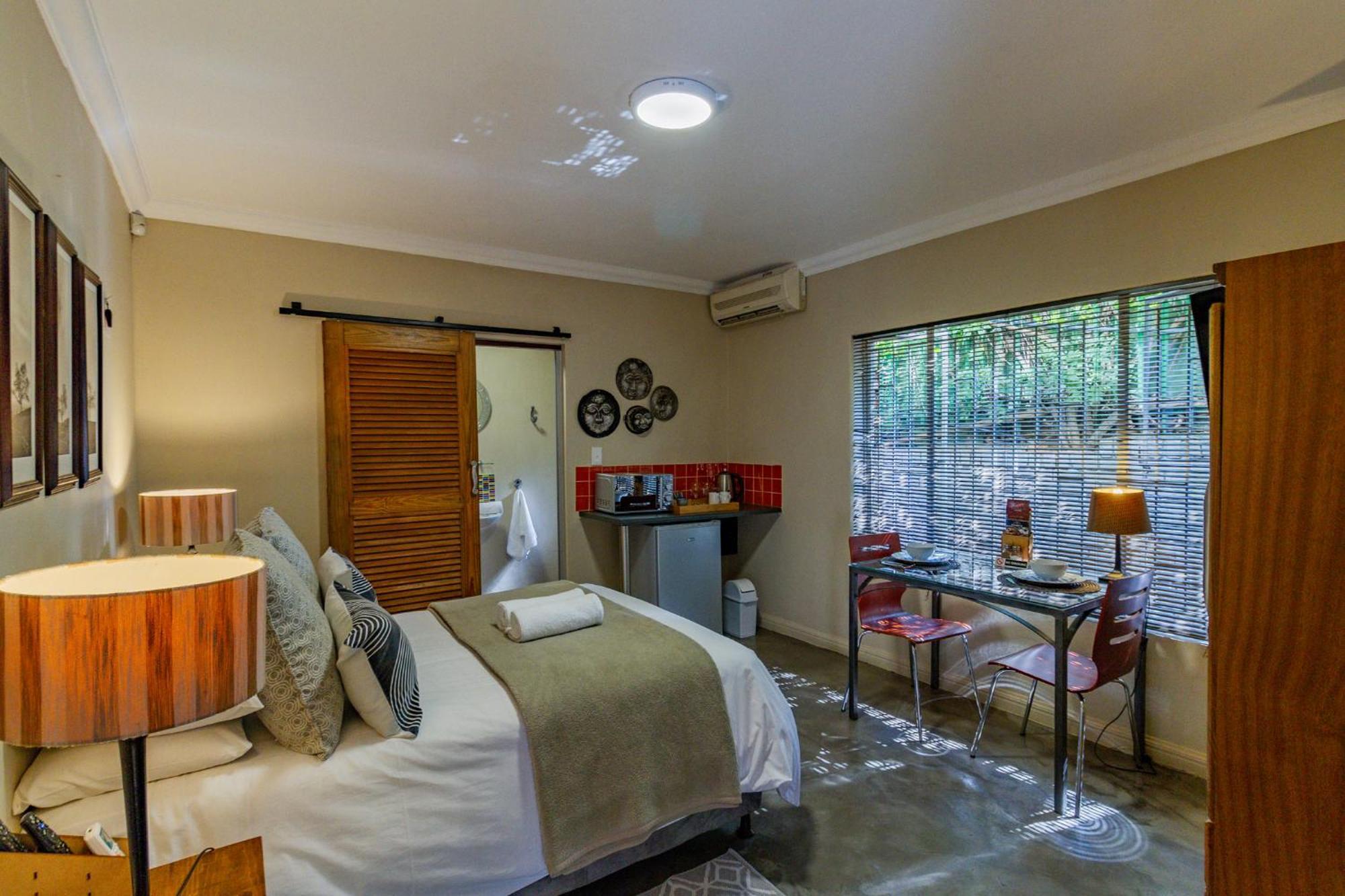 Pumleni Guesthouse Hartbeespoort Eksteriør billede