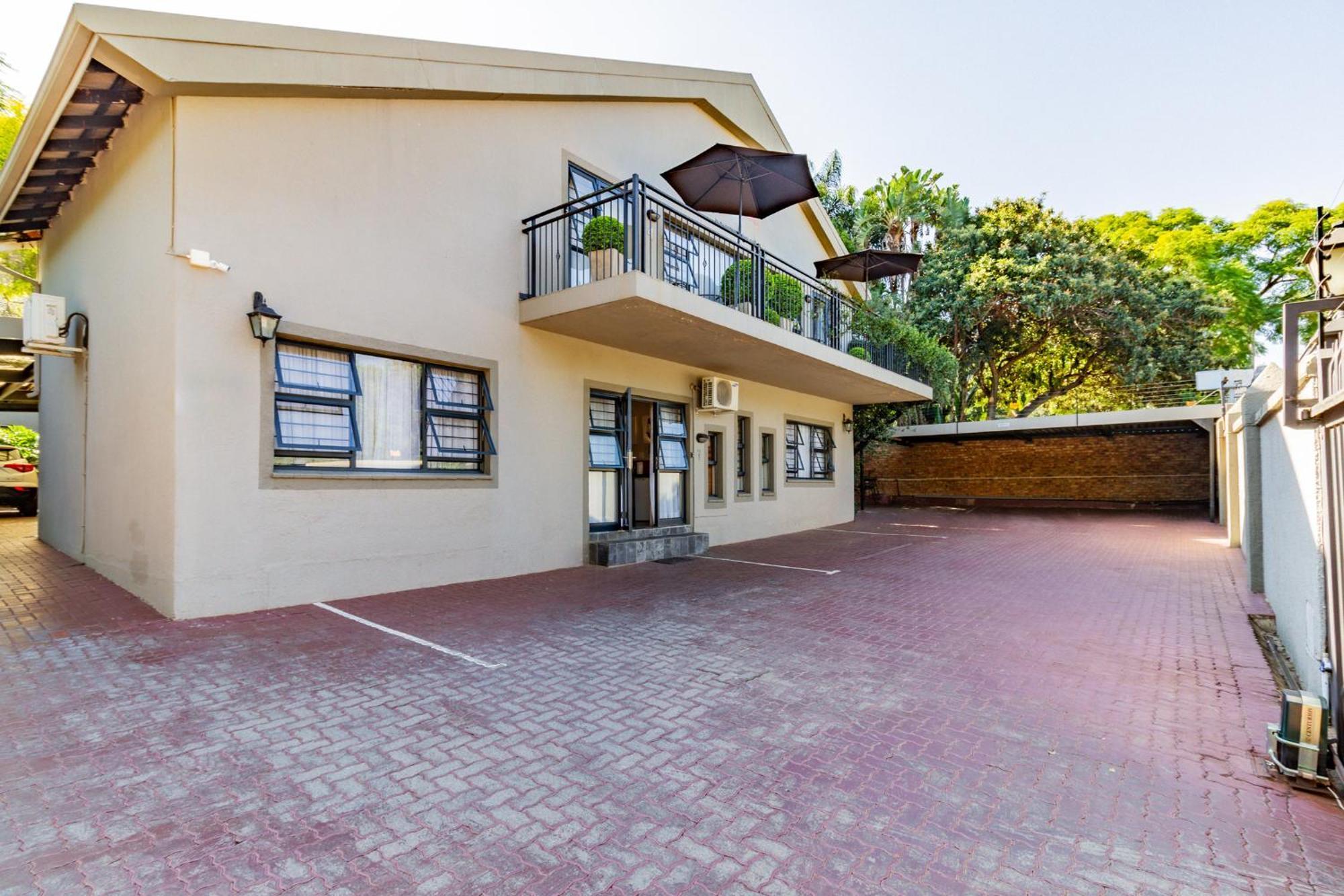 Pumleni Guesthouse Hartbeespoort Eksteriør billede