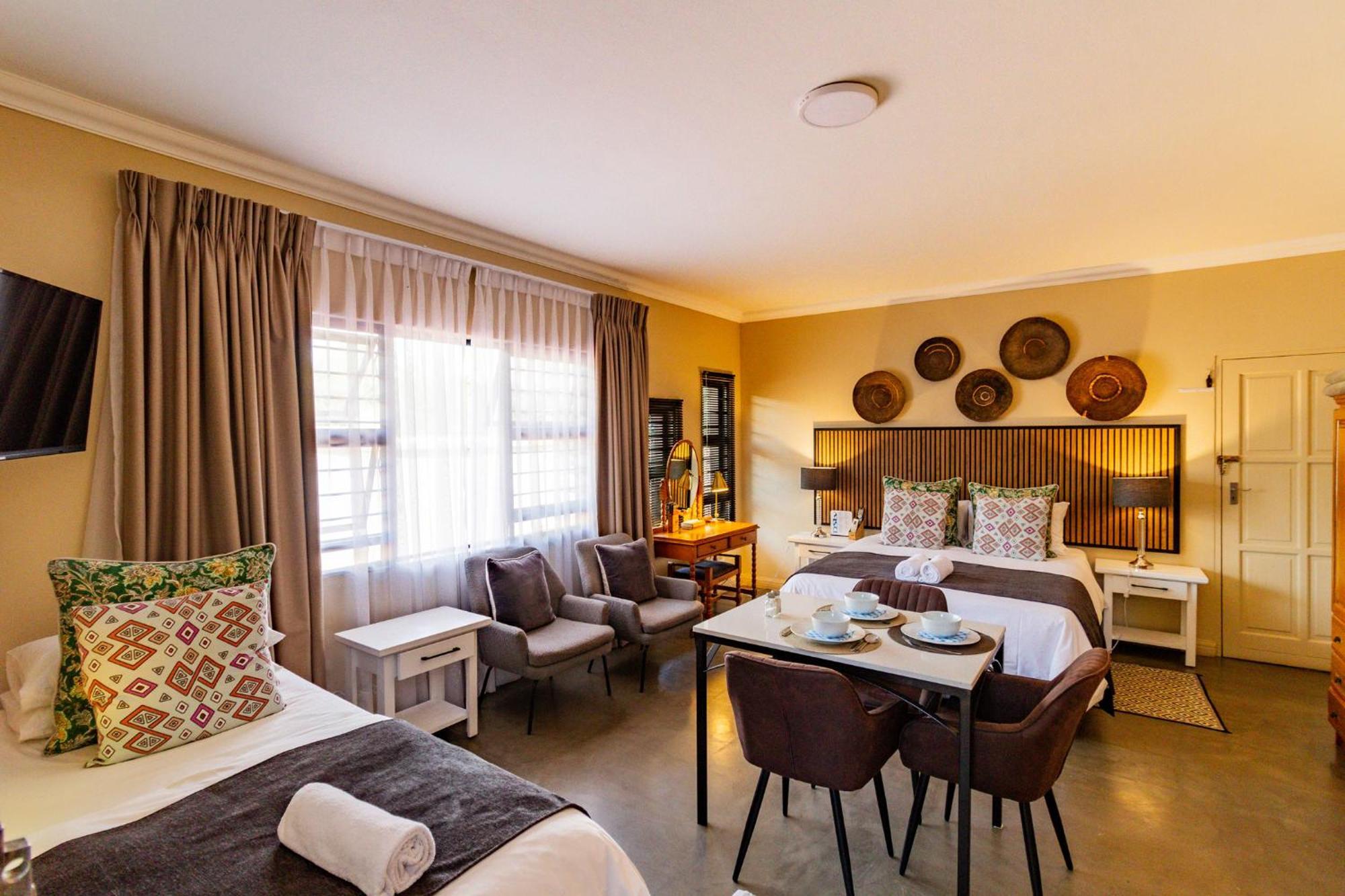 Pumleni Guesthouse Hartbeespoort Eksteriør billede