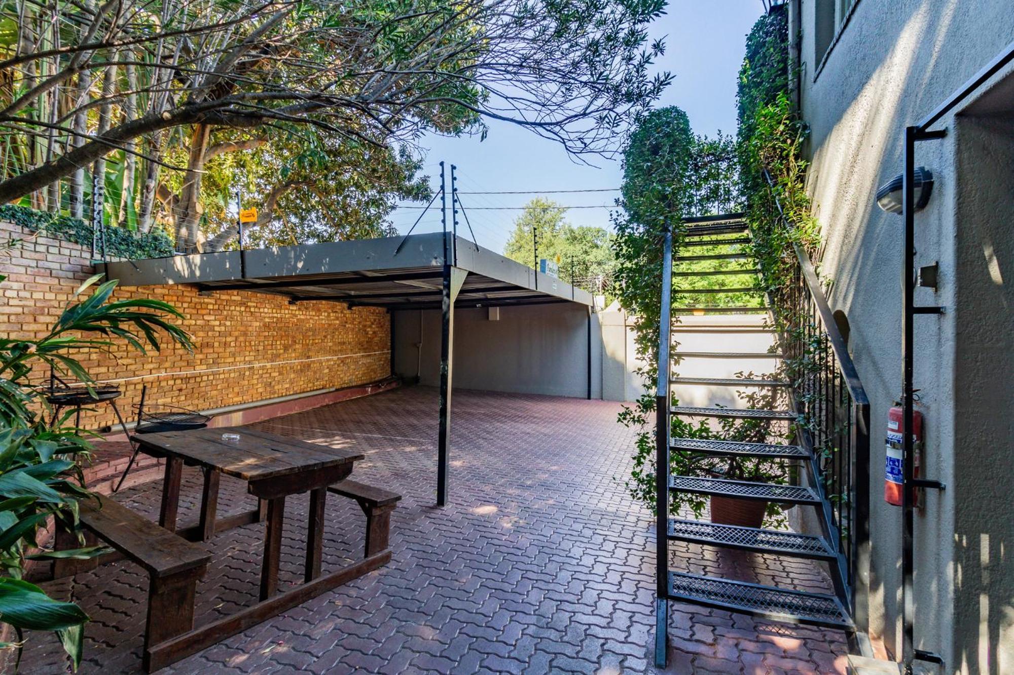 Pumleni Guesthouse Hartbeespoort Eksteriør billede