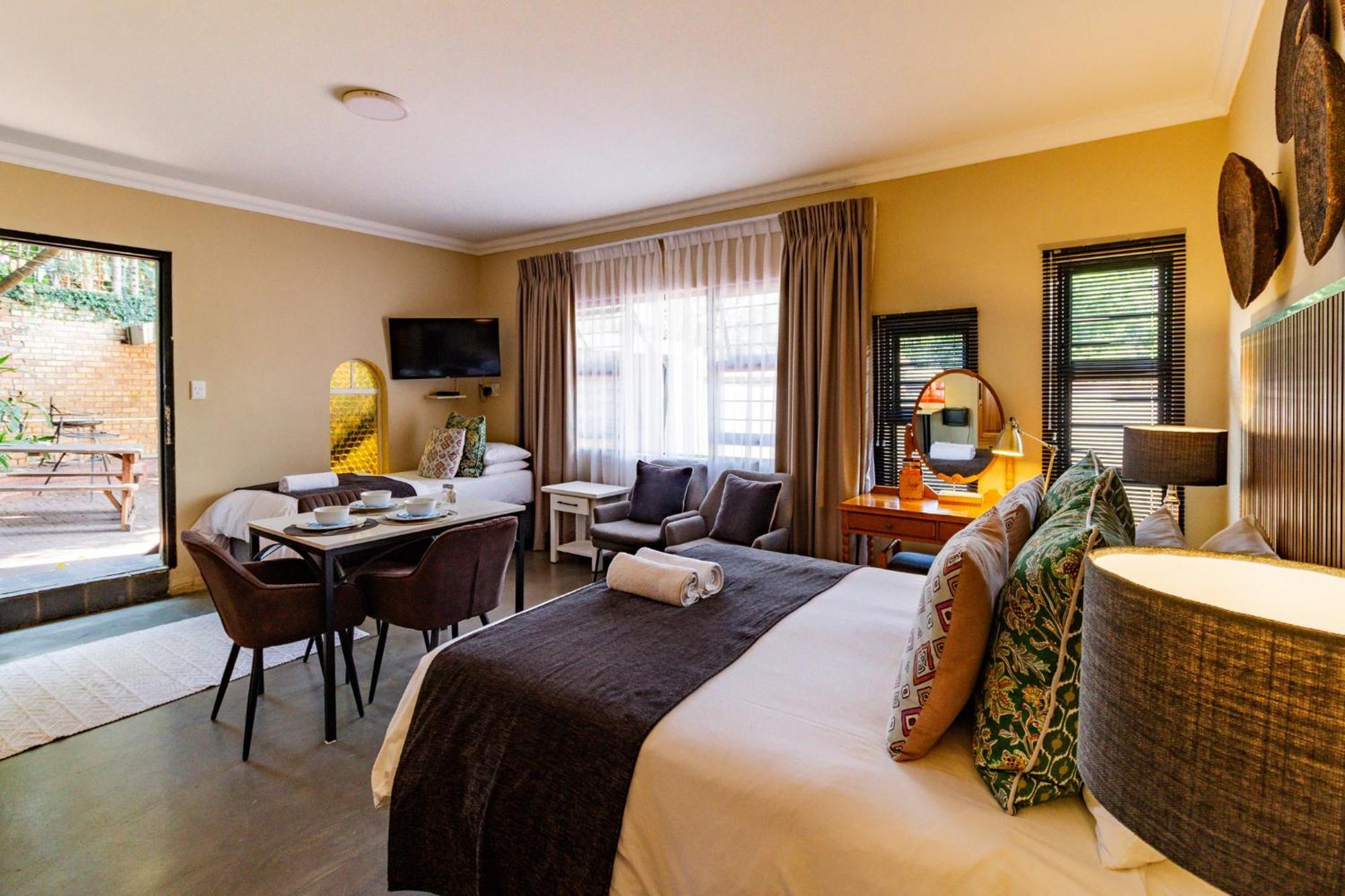 Pumleni Guesthouse Hartbeespoort Eksteriør billede