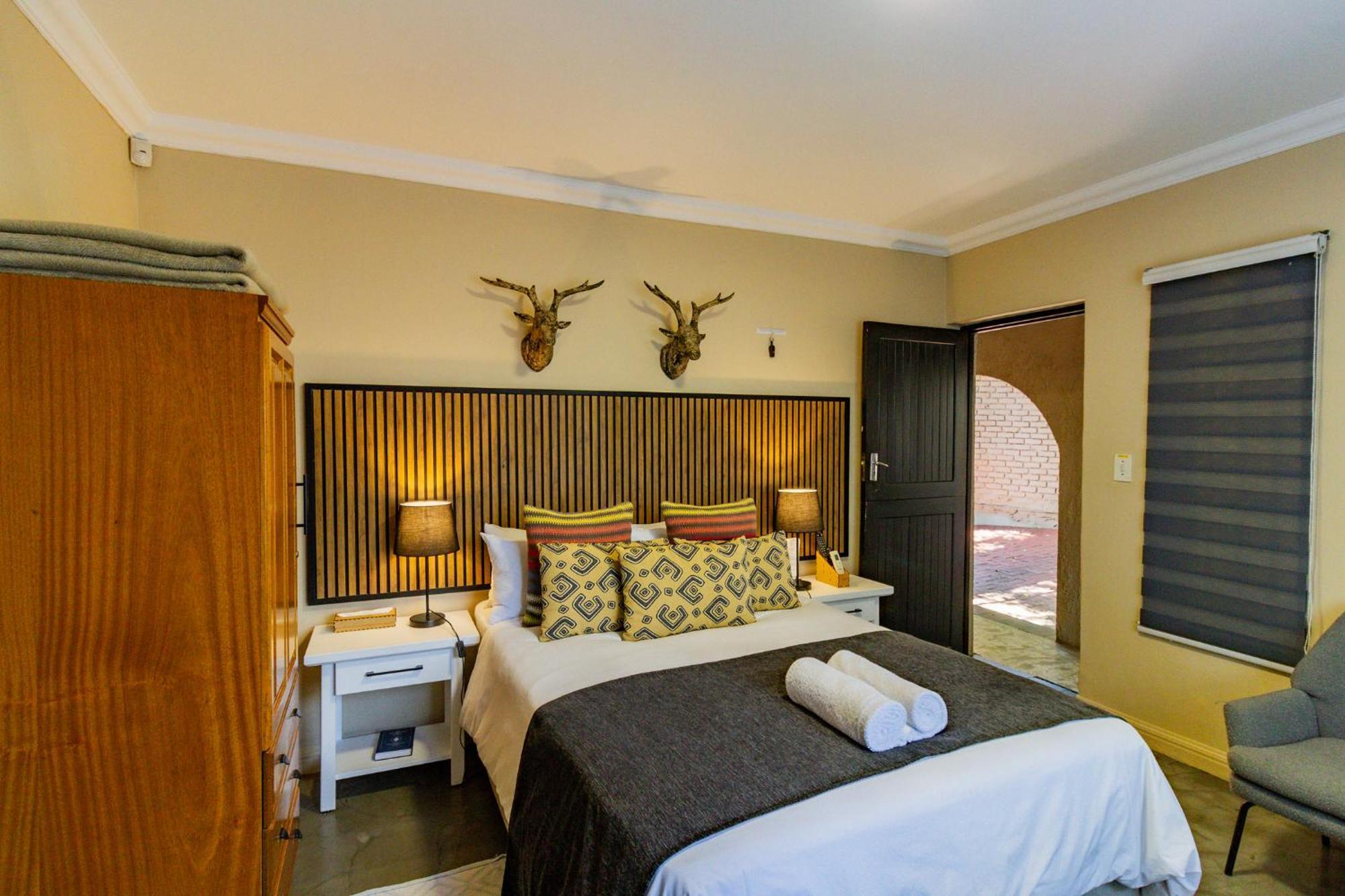 Pumleni Guesthouse Hartbeespoort Eksteriør billede