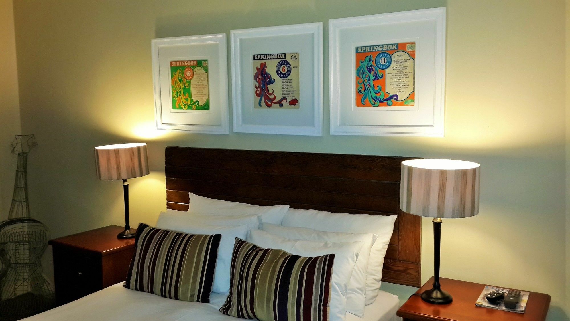Pumleni Guesthouse Hartbeespoort Eksteriør billede